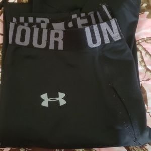 Boys large underaurmor tights